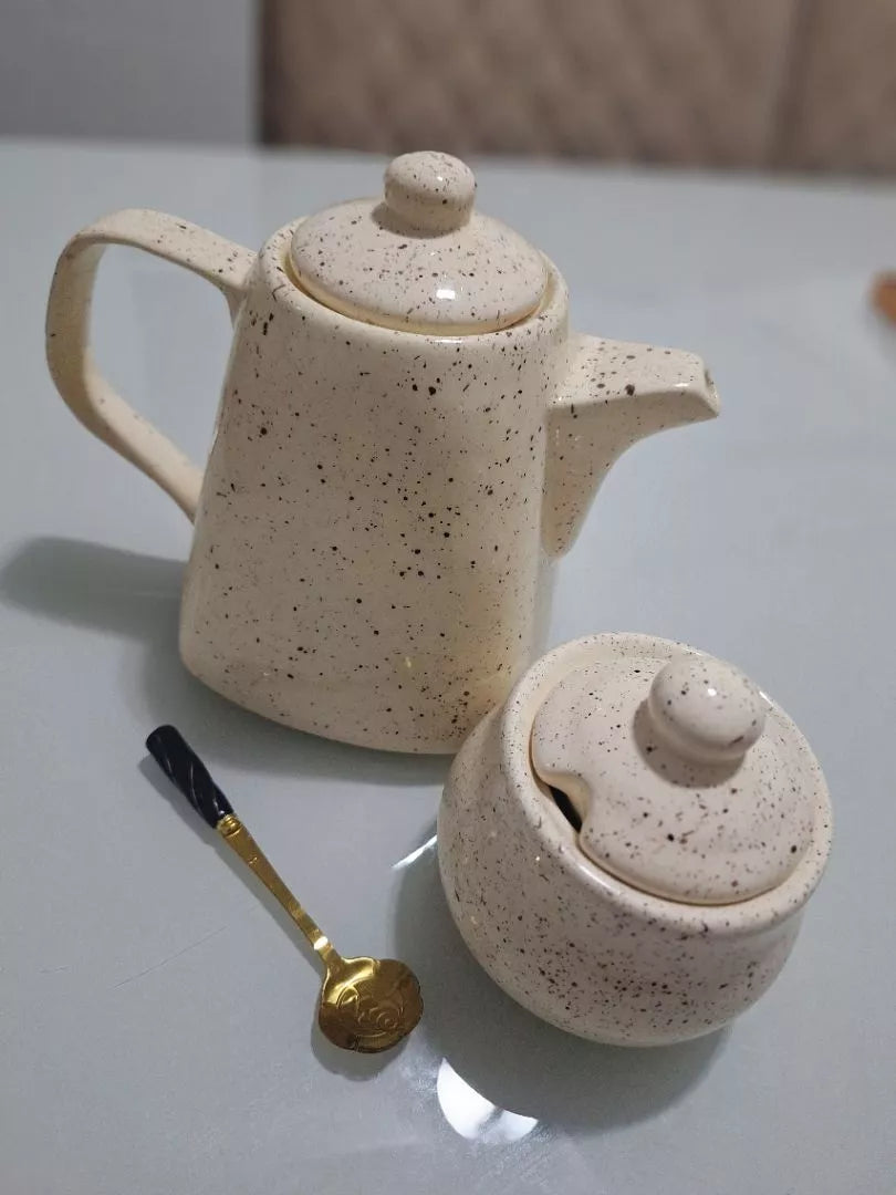 Bule de Chá em Cerâmica Pintado à Mão Chapiscado – 1,5L