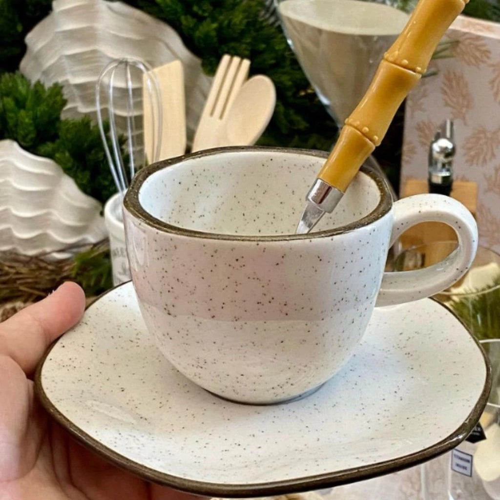 Conjunto de Xícaras Ryo Maresia 220ml com Pires de Porcelana