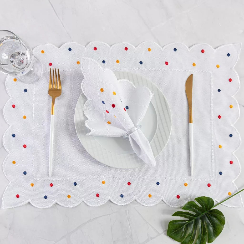 Kit Americano 8 Peças Sousplats e Guardanapos Premium